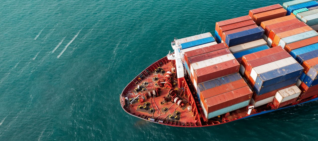 Shipping from China to USA: Air vs Sea Freight